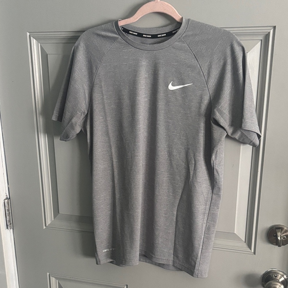Nike Men's Gray Dri-FIT Short Sleeve Tee
